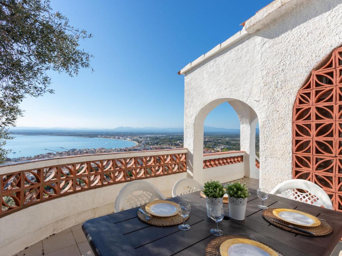 Holiday Home Villa Cecilia By Interhome Roses Bagian luar foto