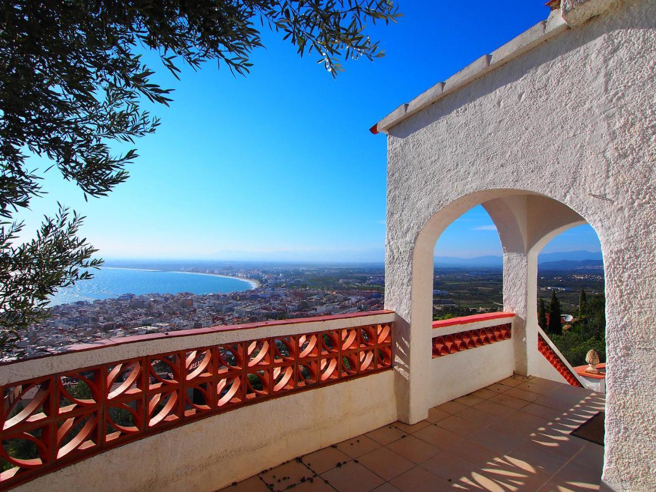 Holiday Home Villa Cecilia By Interhome Roses Bagian luar foto